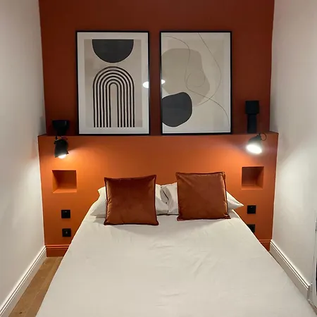 La Halte Des Arenes De De Charme Terracotta Apartamento