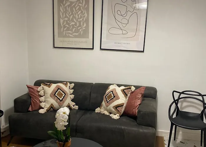 La Halte Des Arenes De De Charme Terracotta Διαμέρισμα *